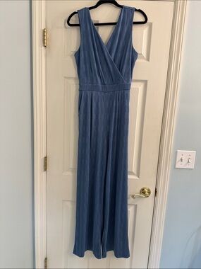 Gilli Dusty Blue Sleeveless V-Neck Wide-Leg Jumpsuit